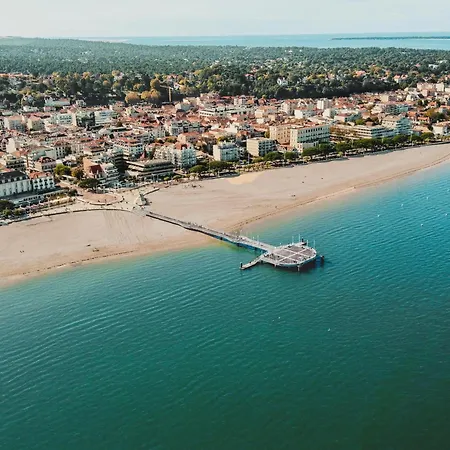 A Avec Terrasse, Proche Et Parking - Fr-1-474-268 Lägenhet